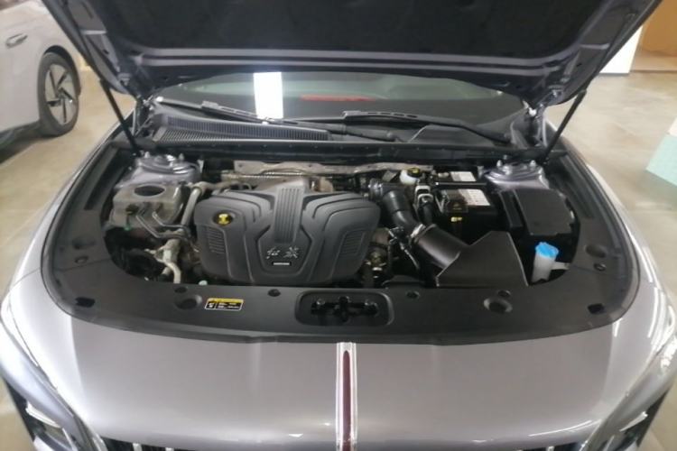 Used Hongqi H5 2023 2.0T Automatic Smart Connect Flagship Edition Engine Bay