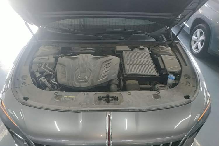 Used Hongqi H5 2023 1.5T HEV Smart Connect Flagship Edition Engine Bay