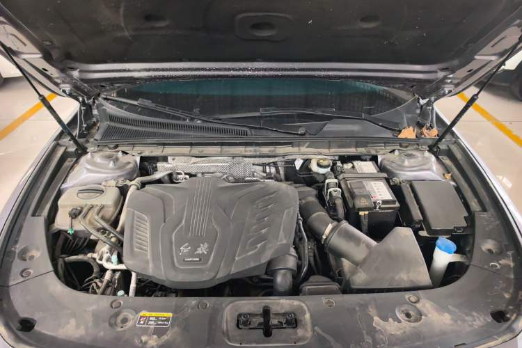 Used Hongqi H5 2023 1.5T DCT Smart Connect Flagship Edition Engine Bay