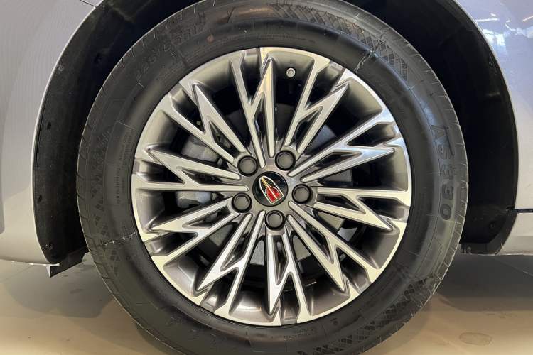 Used Hongqi H5 2023 2.0T Automatic Smart Connect Flagship Edition Exterior 2