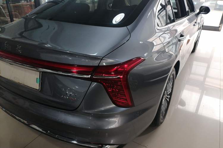 Used Hongqi H5 2023 2.0T Automatic Smart Connect Flagship Edition Exterior 3