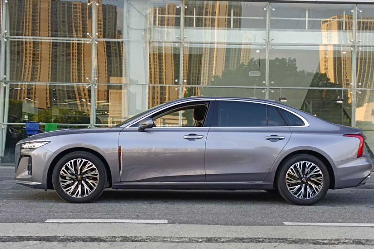 Used Hongqi H5 2023 2.0T Automatic Smart Connect Flagship Edition Exterior 3