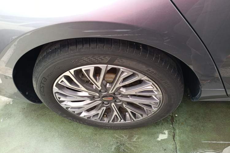 Used Hongqi H5 2023 2.0T Automatic Smart Connect Flagship Edition Exterior 5