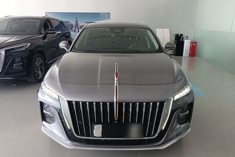 Used Hongqi H5 2023 2.0T Automatic Smart Connect Flagship Edition Front