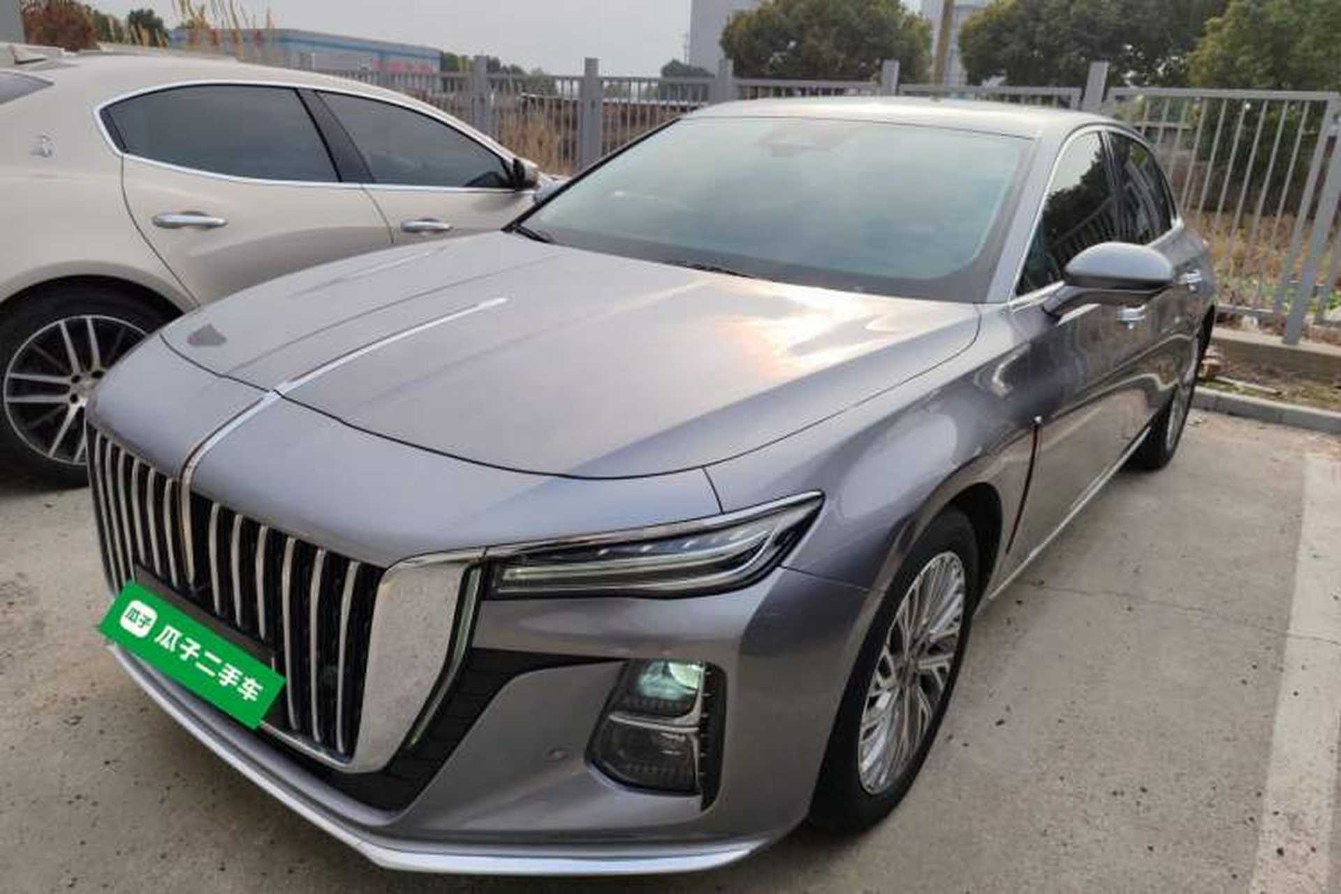 Used Hongqi H5 2023 2.0T Automatic Smart Connect Flagship Edition Front Left 45 Deg
