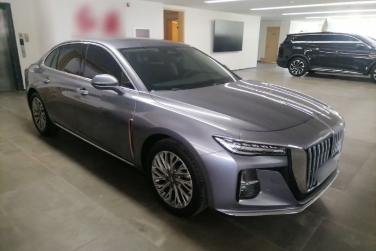 Used Hongqi H5 2023 2.0T Automatic Smart Connect Flagship Edition Front Right 45 Deg