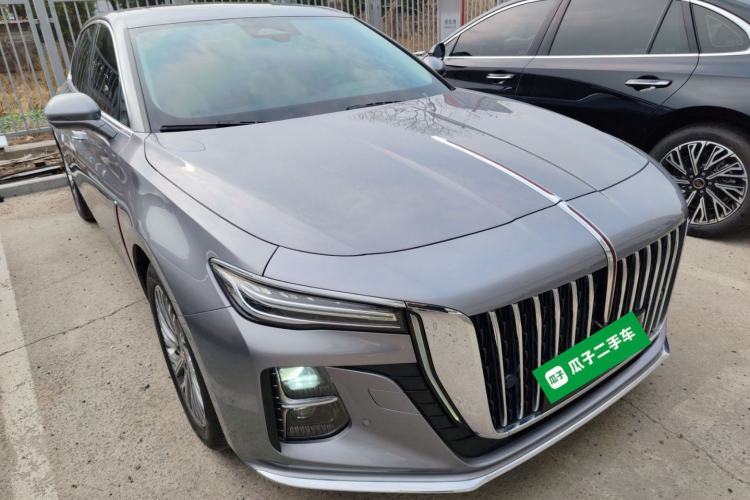 Used Hongqi H5 2023 2.0T Automatic Smart Connect Flagship Edition Front Right 45 Deg