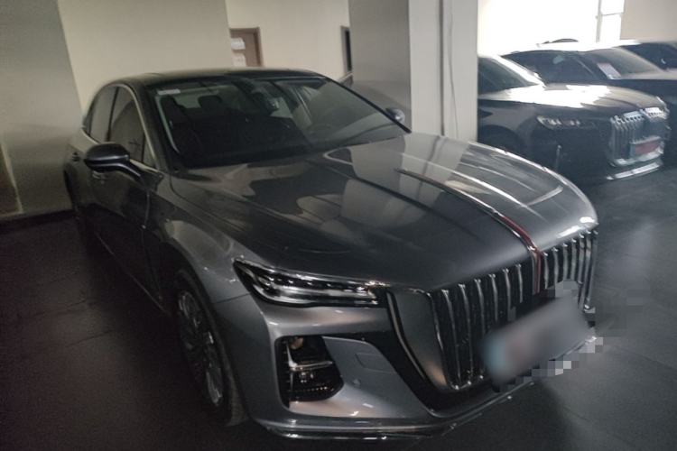 Used Hongqi H5 2023 2.0T Automatic Smart Connect Flagship Edition Front Right 45 Deg