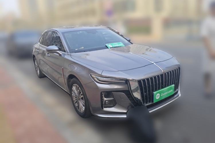 Used Hongqi H5 2023 1.5T DCT Smart Connect Flagship Edition Front Right 45 Deg