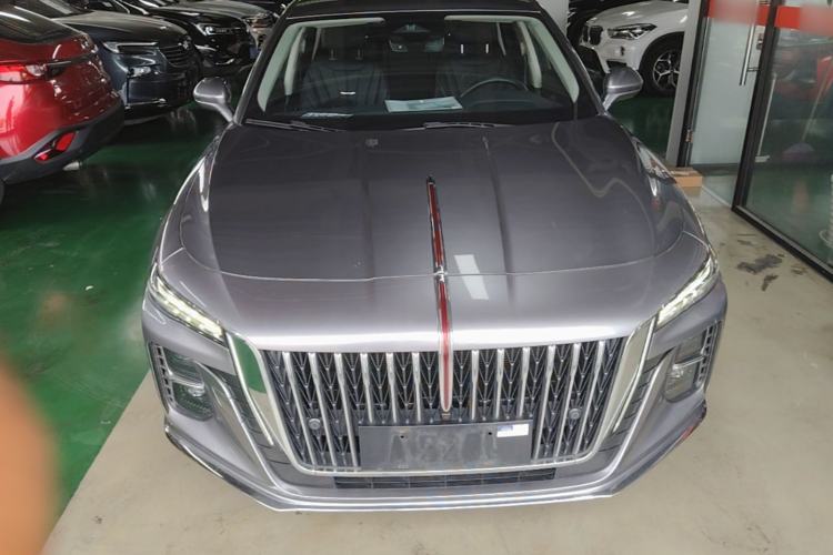 Used Hongqi H5 2023 2.0T Automatic Smart Connect Flagship Edition Front