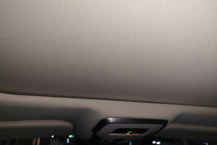 Used Hongqi H5 2023 2.0T Automatic Smart Connect Flagship Edition Headliner
