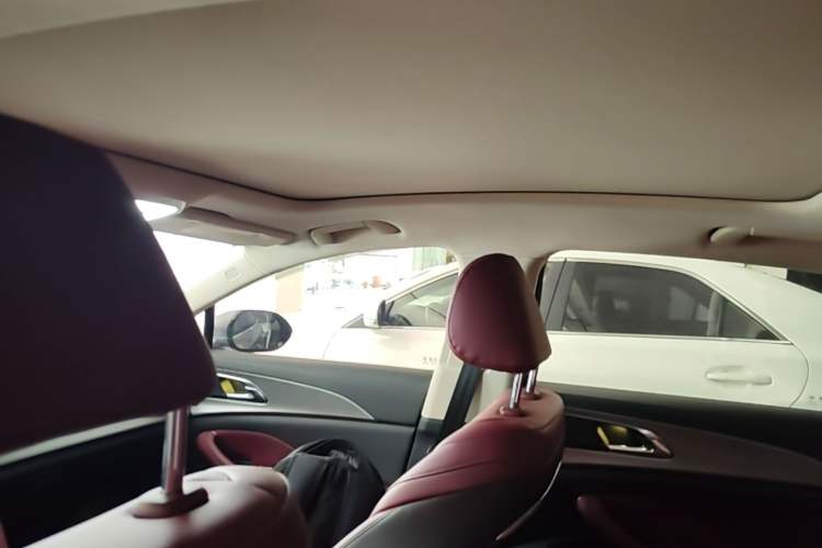 Used Hongqi H5 2023 1.5T DCT Smart Connect Flagship Edition Headliner