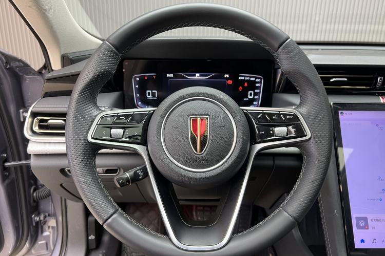 Used Hongqi H5 2023 2.0T Automatic Smart Connect Flagship Edition Interior 2