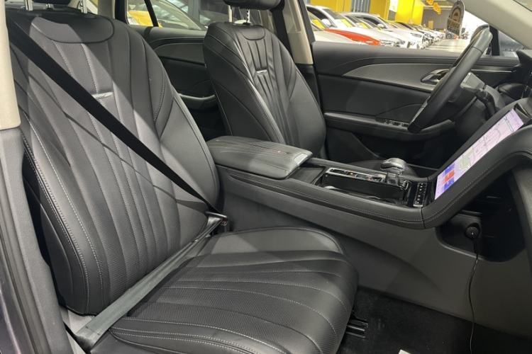 Used Hongqi H5 2023 1.5T DCT Smart Connect Flagship Edition Interior 5