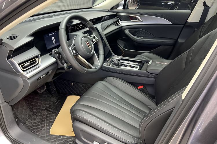 Used Hongqi H5 2023 2.0T Automatic Smart Connect Flagship Edition Interior 6