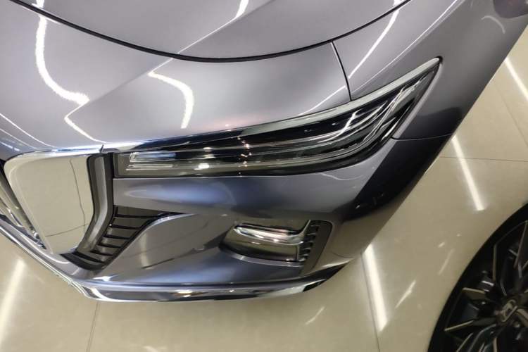 Used Hongqi H5 2023 1.5T DCT Smart Connect Flagship Edition Left Front Headlight