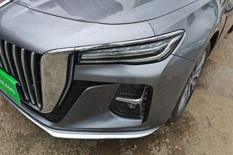 Used Hongqi H5 2023 2.0T Automatic Smart Connect Flagship Edition Left Front Headlight