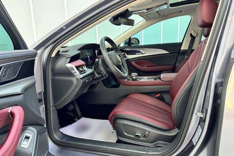 Used Hongqi H5 2023 2.0T Automatic Smart Connect Flagship Edition Left Front Seat