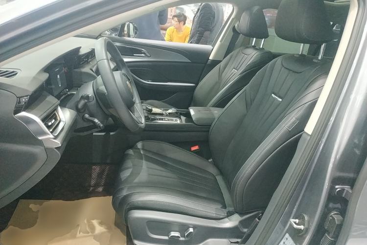 Used Hongqi H5 2023 2.0T Automatic Smart Connect Flagship Edition Left Front Seat