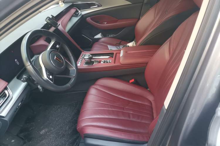Used Hongqi H5 2023 2.0T Automatic Smart Connect Flagship Edition Left Front Seat