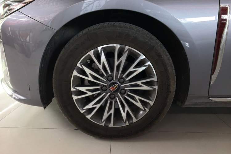 Used Hongqi H5 2023 1.5T DCT Smart Connect Flagship Edition Left Front Wheel Hub