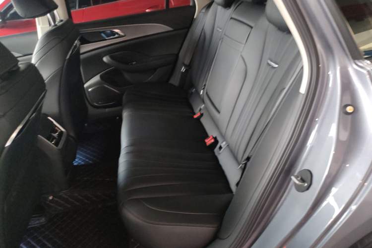 Used Hongqi H5 2023 1.5T DCT Smart Connect Flagship Edition Left Rear Seat