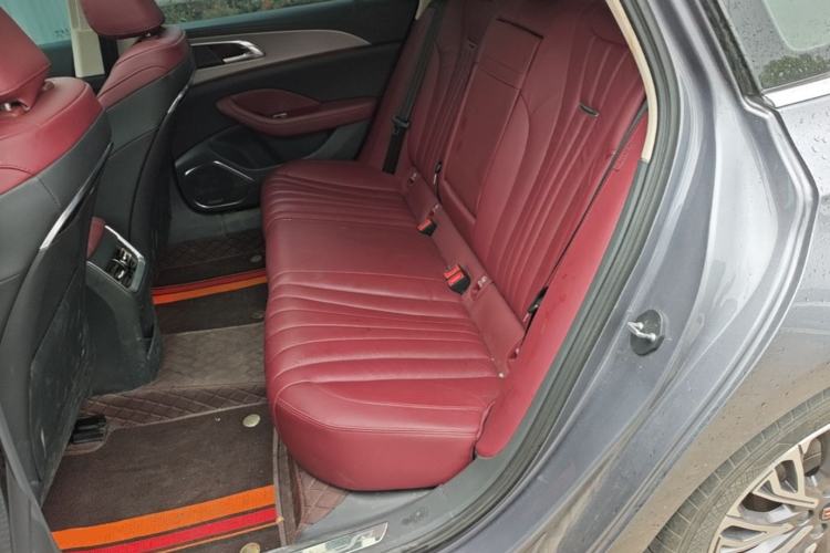 Used Hongqi H5 2023 2.0T Automatic Smart Connect Flagship Edition Left Rear Seat