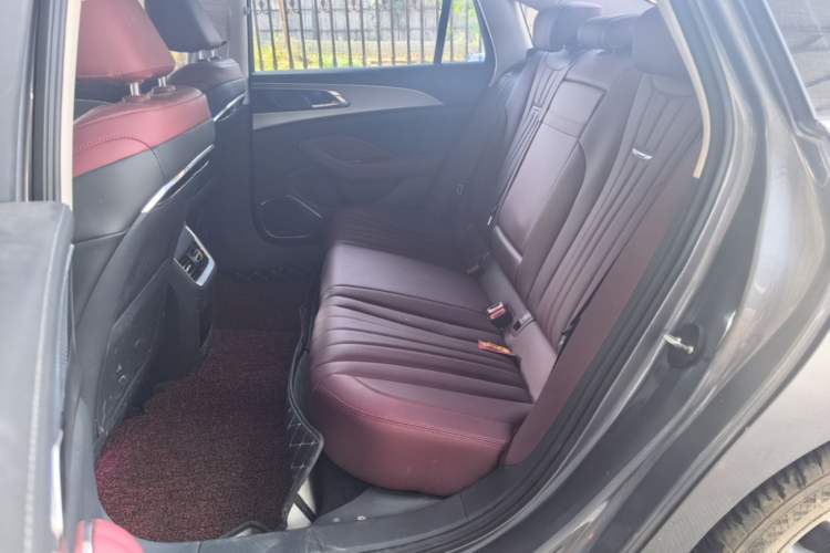 Used Hongqi H5 2023 1.5T DCT Smart Connect Flagship Edition Left Rear Seat