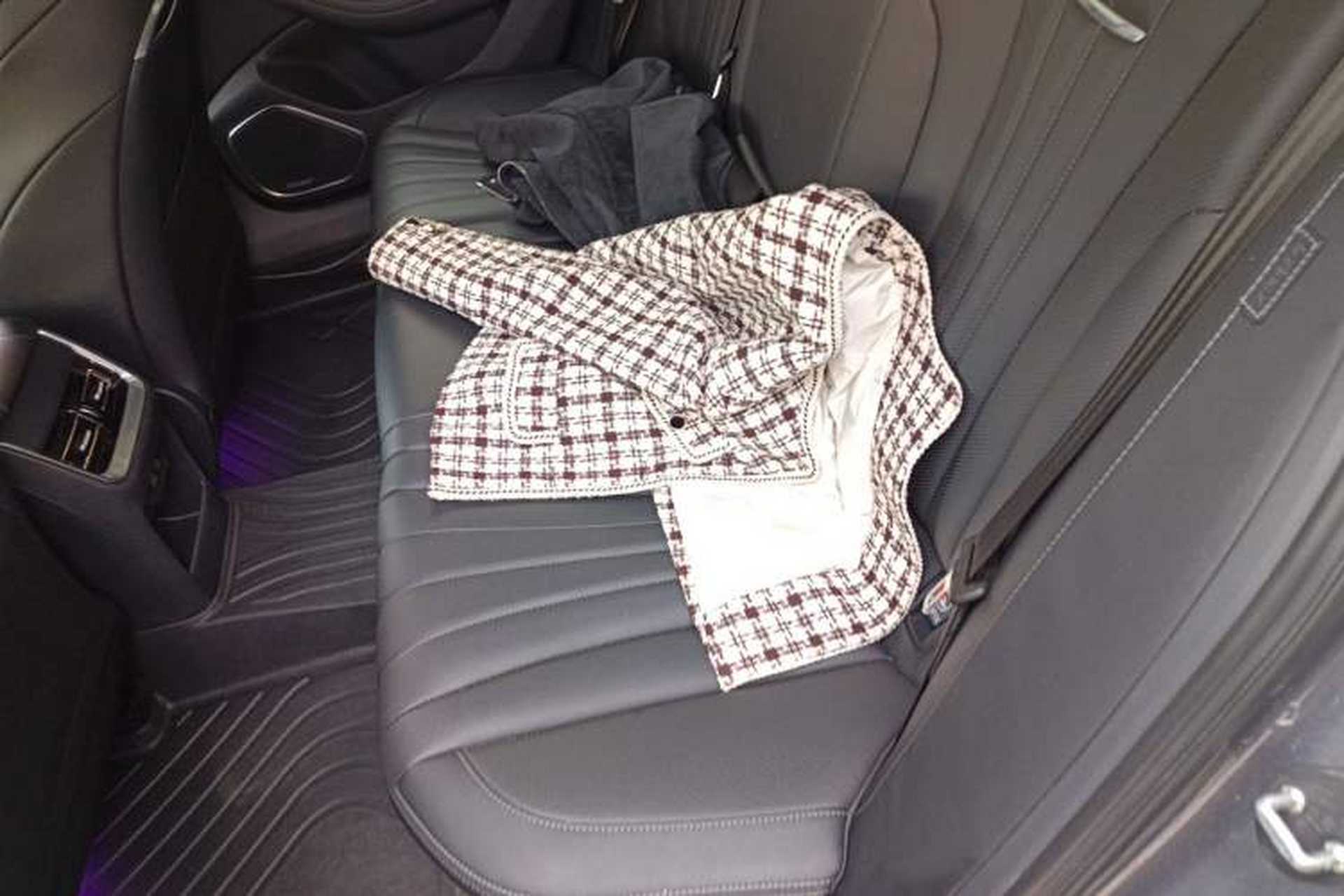 Used Hongqi H5 2023 2.0T Automatic Smart Connect Flagship Edition Left Rear Seat