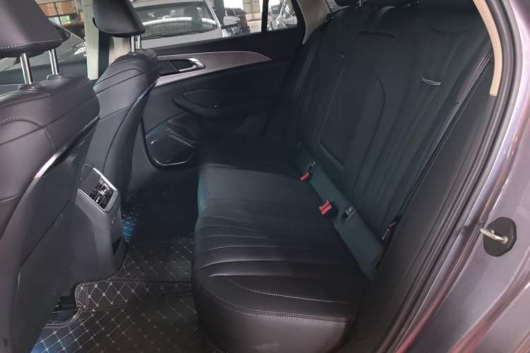 Used Hongqi H5 2023 1.5T DCT Smart Connect Flagship Edition Left Rear Seat