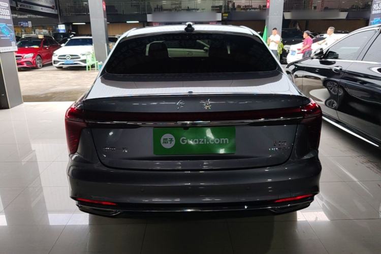 Used Hongqi H5 2023 2.0T Automatic Smart Connect Flagship Edition Rear