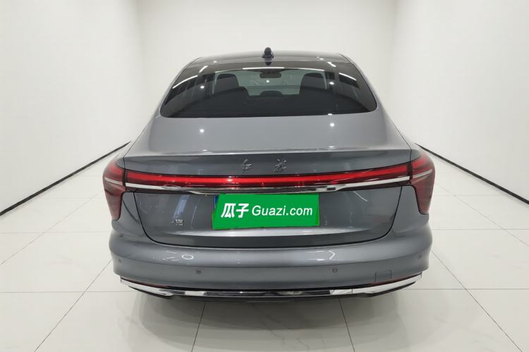 Used Hongqi H5 2023 2.0T Automatic Smart Connect Flagship Edition Rear