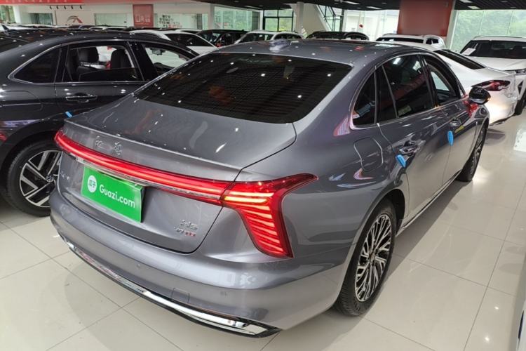 Used Hongqi H5 2023 2.0T Automatic Smart Connect Flagship Edition Rear Right 45 Deg