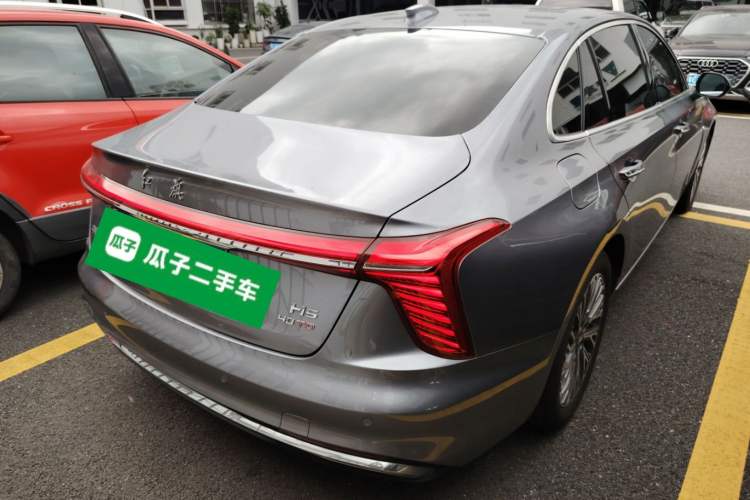 Used Hongqi H5 2023 2.0T Automatic Smart Connect Flagship Edition Rear Right 45 Deg