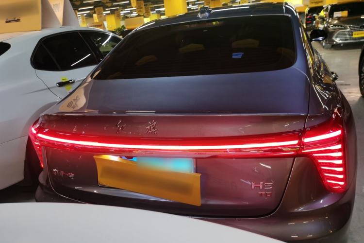 Used Hongqi H5 2023 2.0T Automatic Smart Connect Flagship Edition Rear