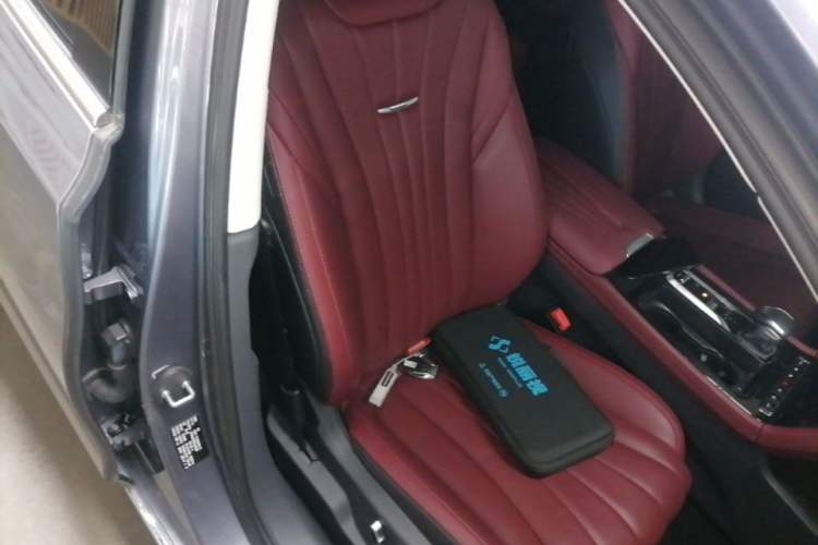 Used Hongqi H5 2023 2.0T Automatic Smart Connect Flagship Edition Right Front Seat