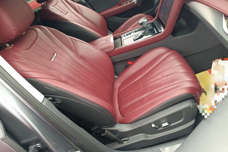 Used Hongqi H5 2023 2.0T Automatic Smart Connect Flagship Edition Right Front Seat