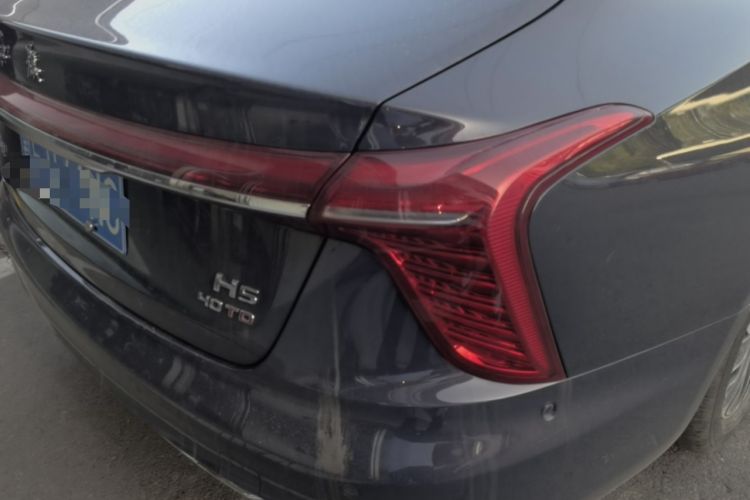 Used Hongqi H5 2023 2.0T Automatic Smart Connect Flagship Edition Right Rear Taillight