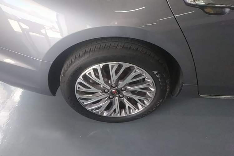 Used Hongqi H5 2023 1.5T HEV Smart Connect Flagship Edition Right Rear Wheel Hub