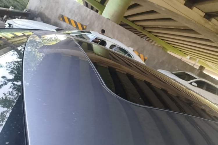 Used Hongqi H5 2023 2.0T Automatic Smart Connect Flagship Edition Roof