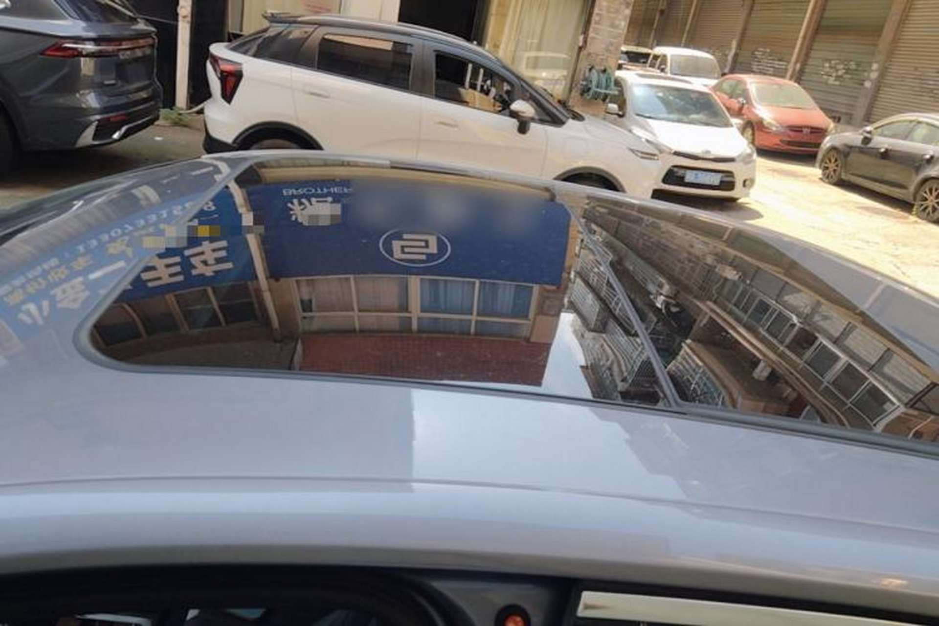 Used Hongqi H5 2023 2.0T Automatic Smart Connect Flagship Edition Roof