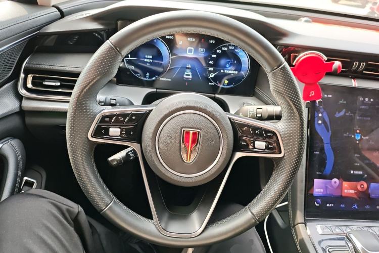 Used Hongqi H5 2023 2.0T Automatic Smart Connect Flagship Edition Steering Wheel