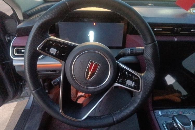 Used Hongqi H5 2023 2.0T Automatic Smart Connect Flagship Edition Steering Wheel