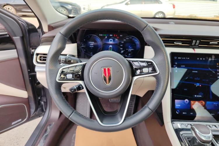 Used Hongqi H5 2023 2.0T Automatic Smart Connect Flagship Edition Steering Wheel