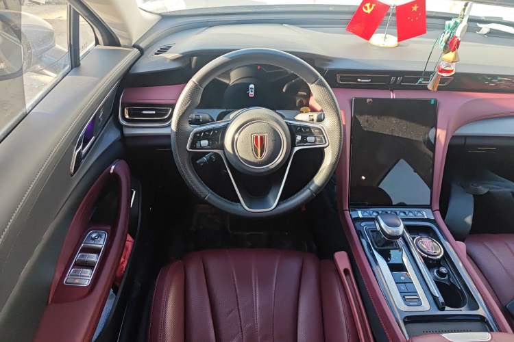 Used Hongqi H5 2023 2.0T Automatic Smart Connect Flagship Edition Steering Wheel