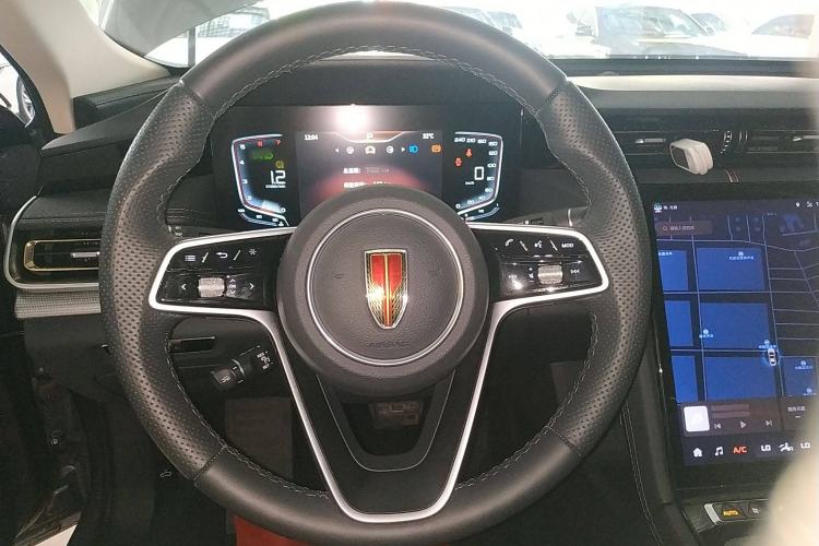 Used Hongqi H5 2023 2.0T Automatic Smart Connect Flagship Edition Steering Wheel