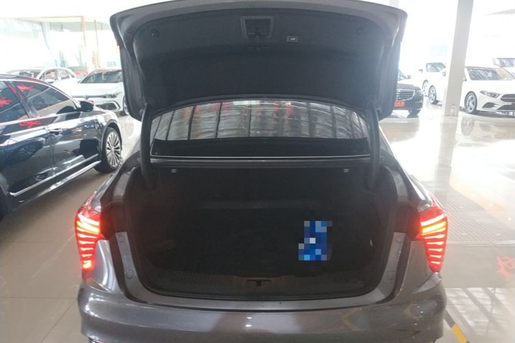 Used Hongqi H5 2023 2.0T Automatic Smart Connect Flagship Edition Trunk