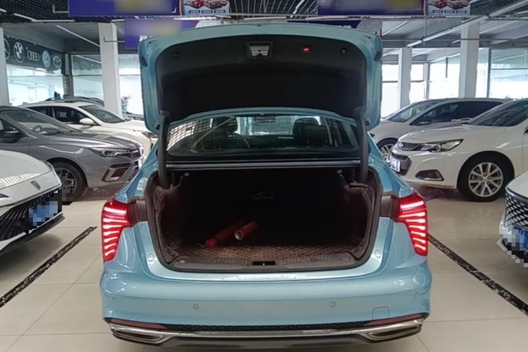 Used Hongqi H5 2023 1.5T HEV Smart Connect Flagship Edition Trunk