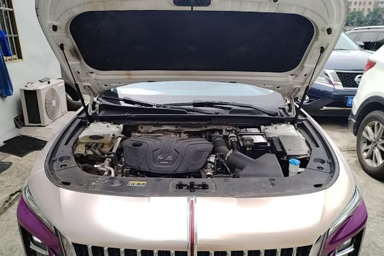 Used Hongqi H5 2023 2.0T Automatic Smart Connect Flagship Edition Engine Bay