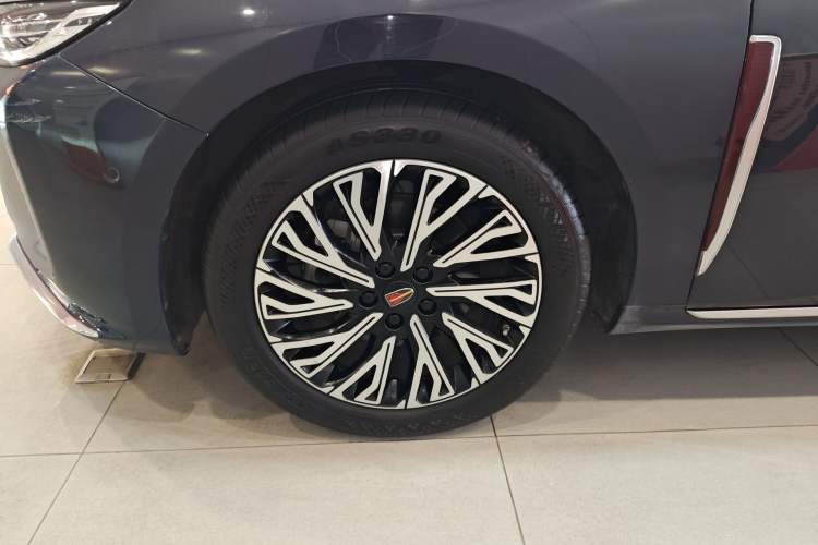 Used Hongqi H5 2023 2.0T Automatic Smart Connect Flagship Edition Exterior 4